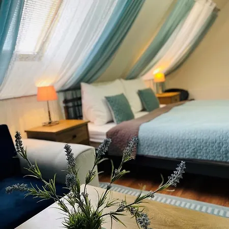 Marcincak*** Hotel