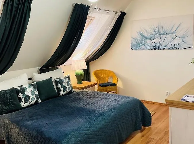 Marcincak*** Hotell Mikulov